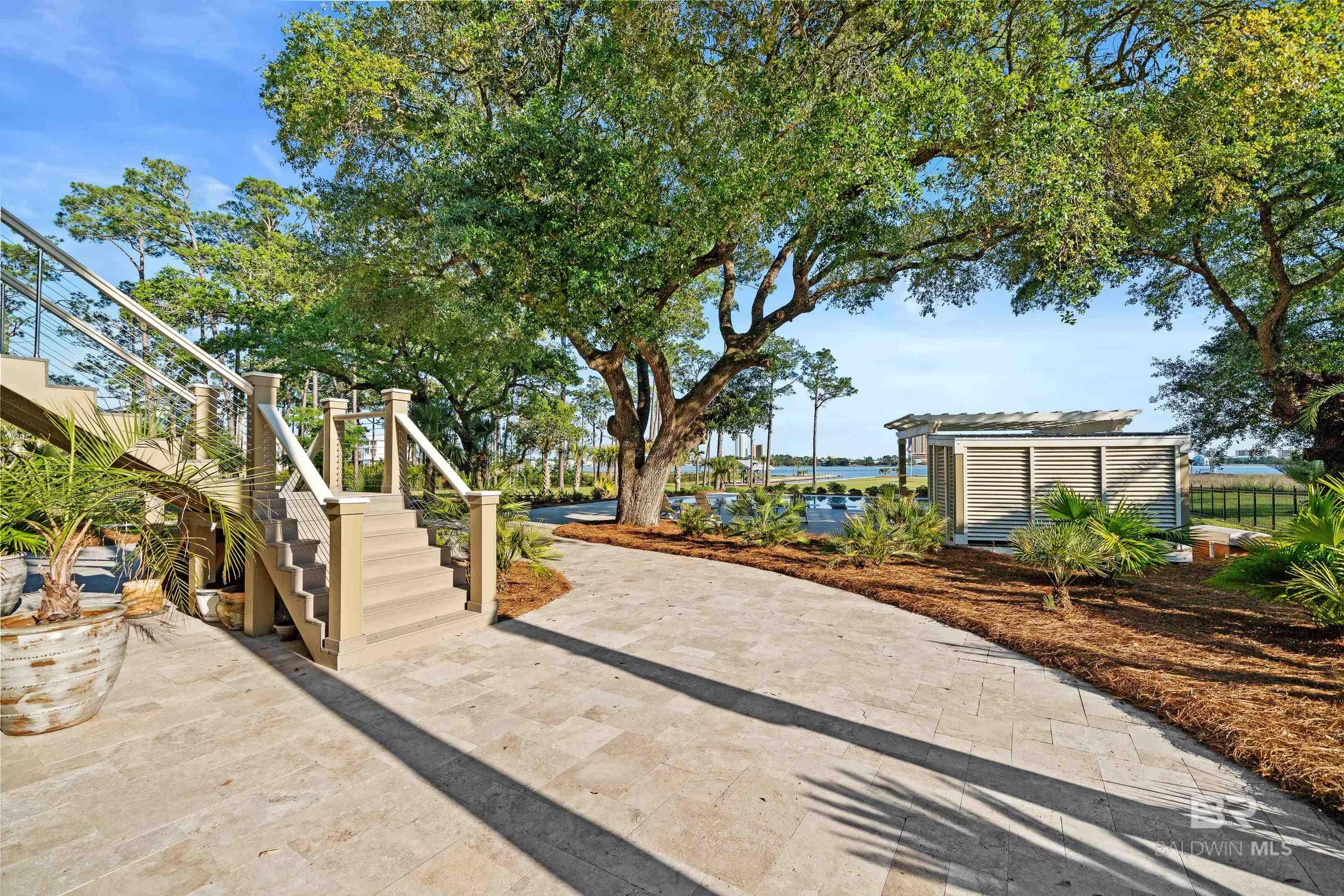 Gulf Shores, Alabama, 36542, United States, 6 Bedrooms Bedrooms, ,4 BathroomsBathrooms,Residential,Active,2044186