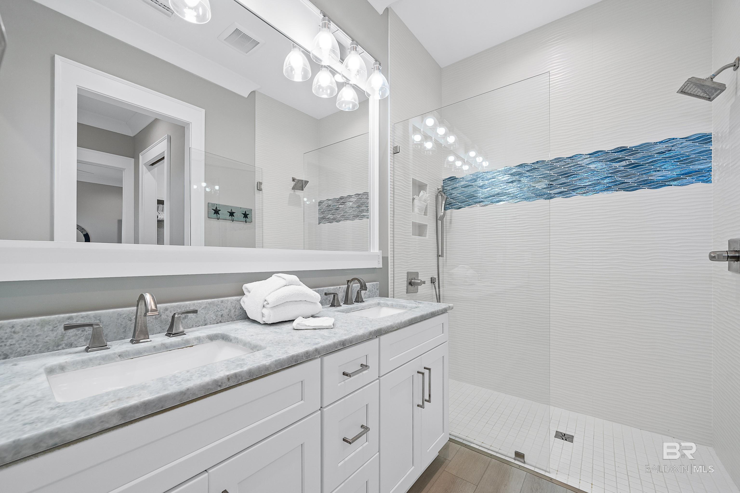 Orange Beach, Alabama, 36561, United States, 4 Bedrooms Bedrooms, ,4 BathroomsBathrooms,Residential,Active,1992321