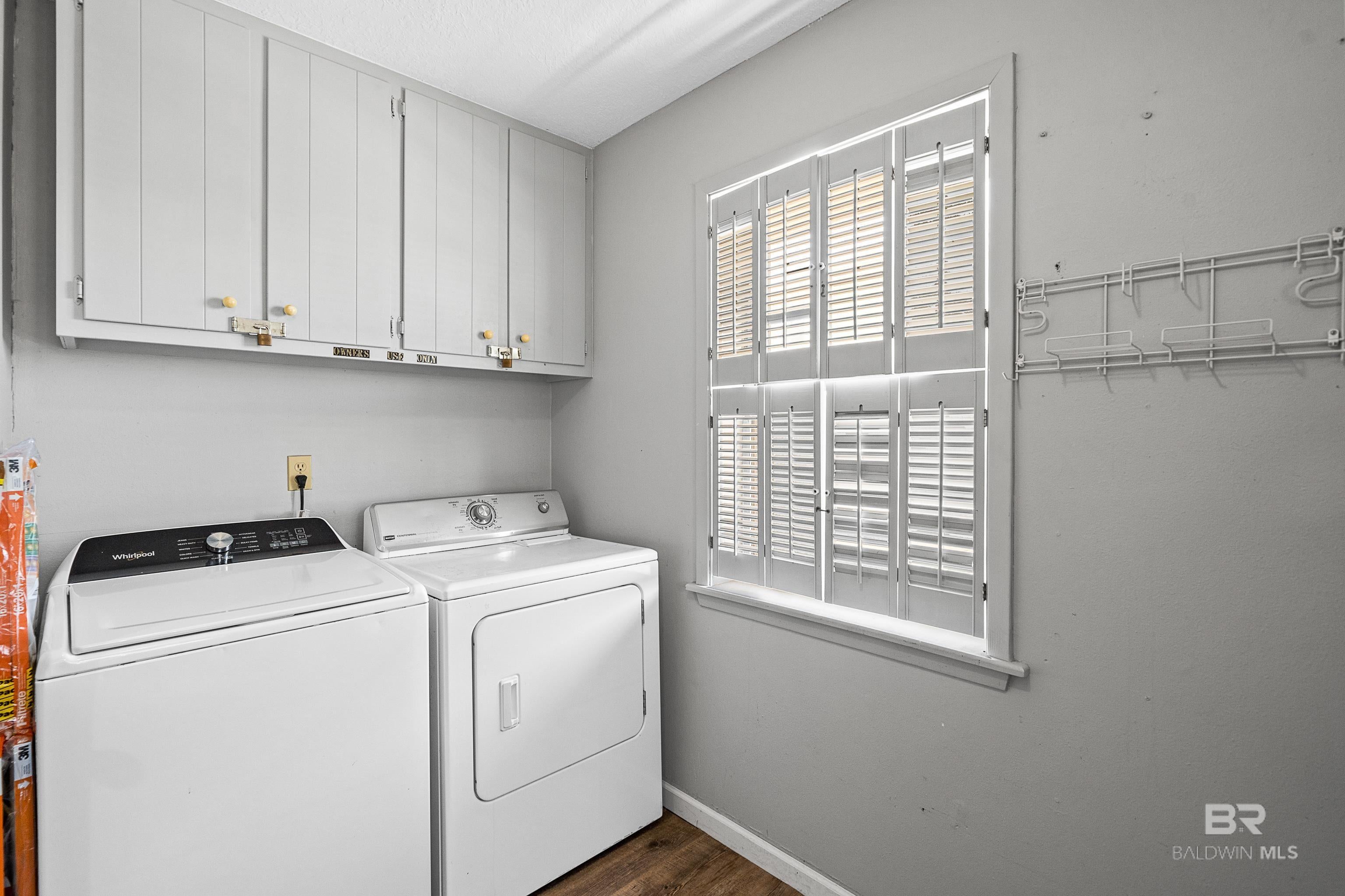 Gulf Shores, Alabama, 36542, United States, 5 Bedrooms Bedrooms, ,3 BathroomsBathrooms,Residential,Active,1909616