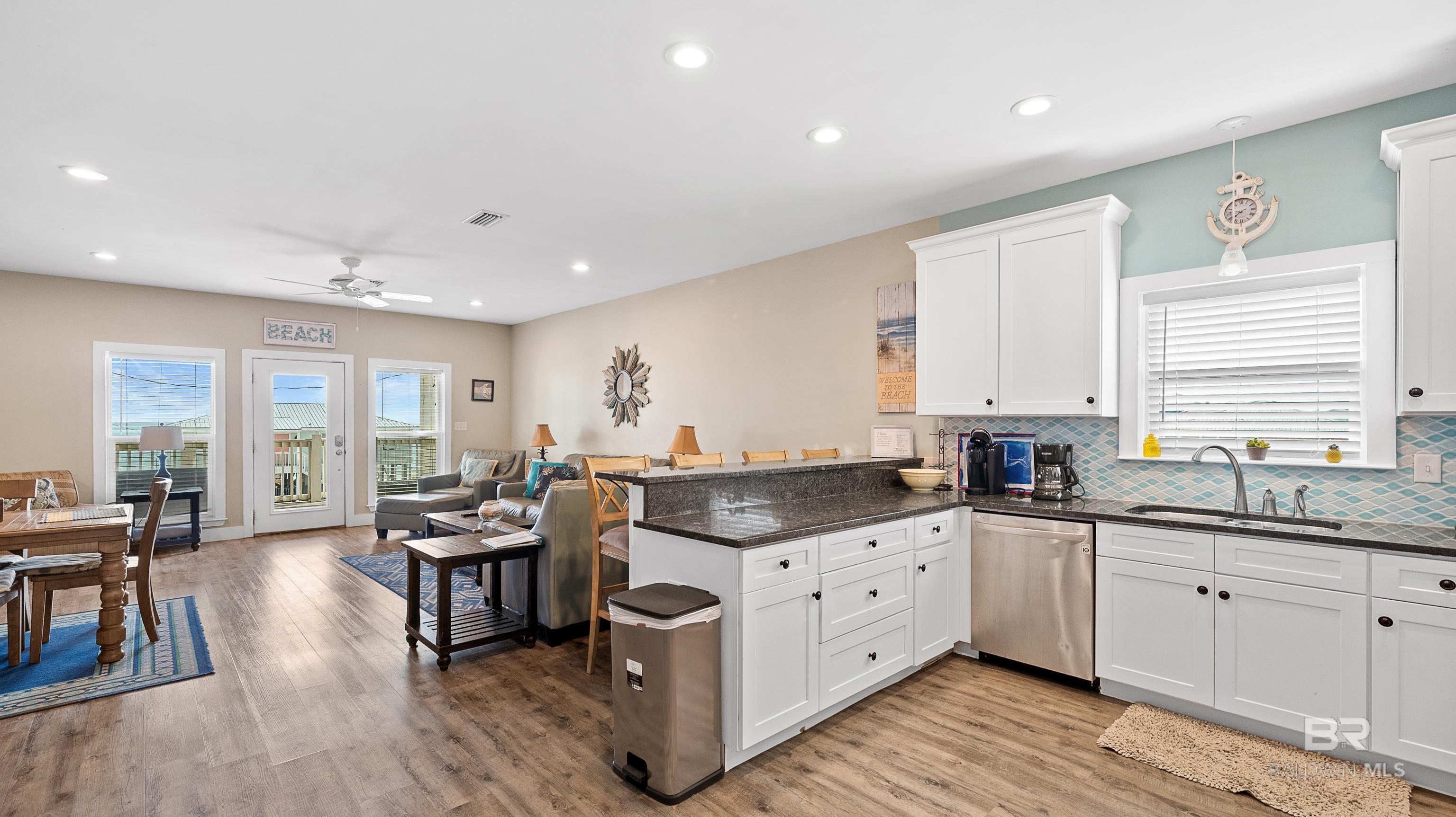 Gulf Shores, Alabama, 36542, United States, 8 Bedrooms Bedrooms, ,7 BathroomsBathrooms,Residential,Active,1953270