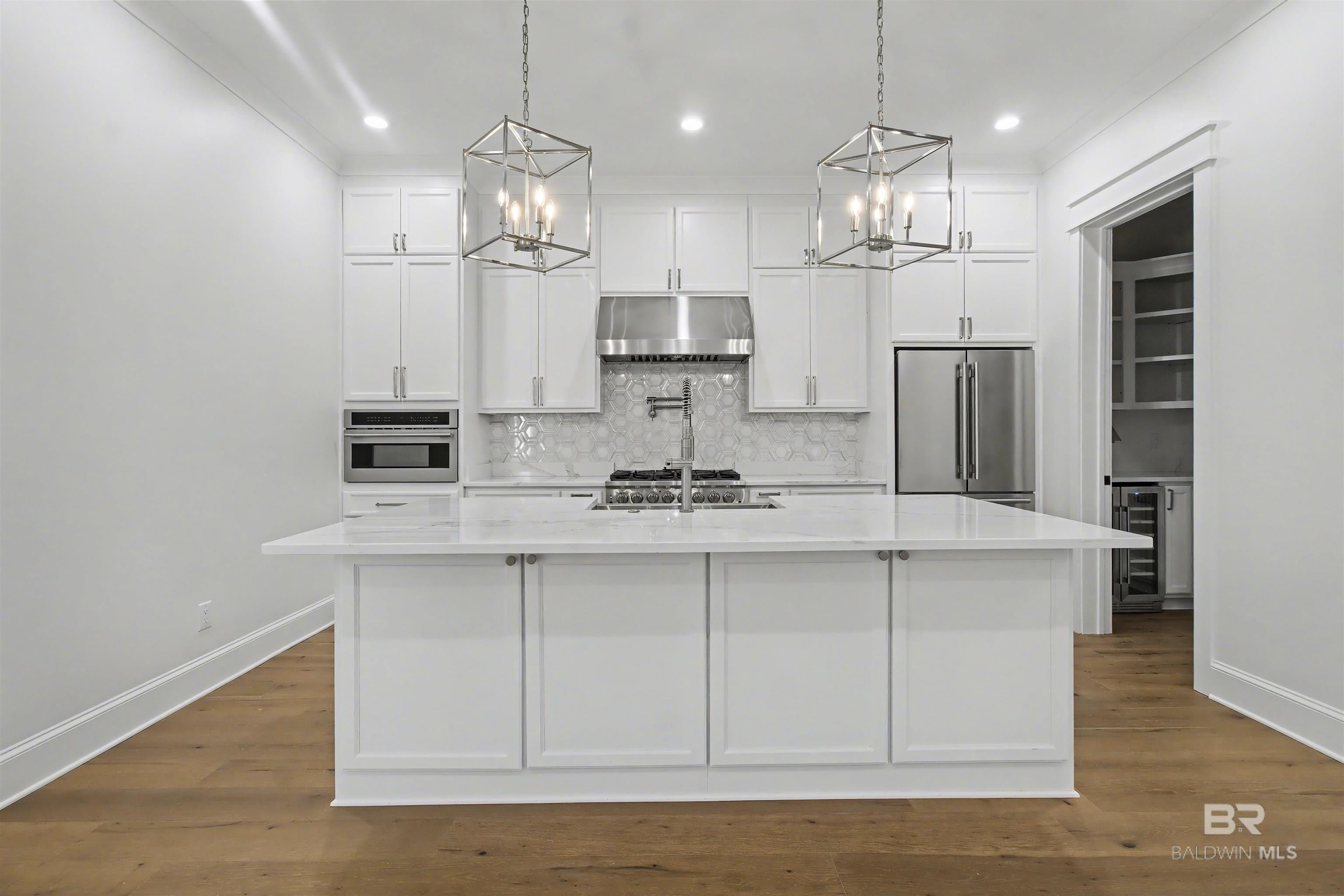 Gulf Shores, Alabama, 36542, United States, 3 Bedrooms Bedrooms, ,4 BathroomsBathrooms,Residential,Active,1992558