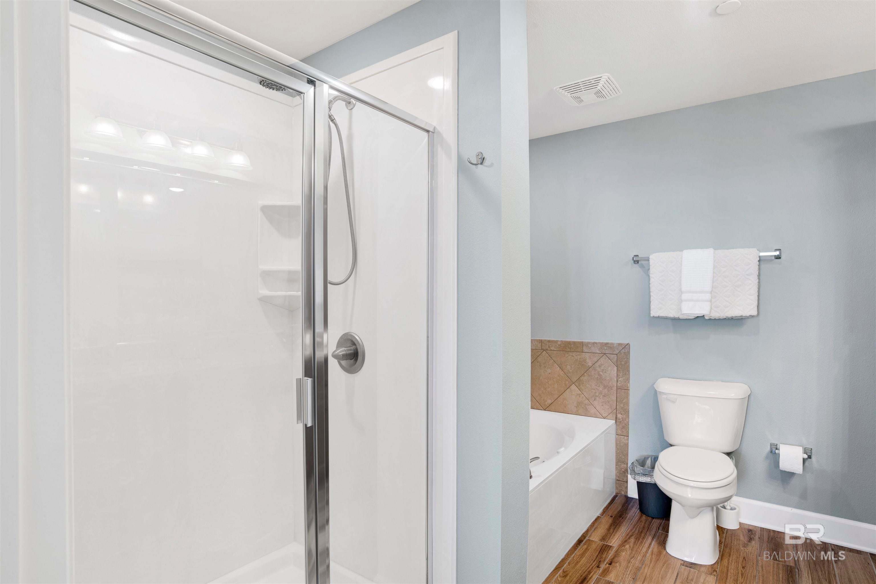 Orange Beach, Alabama, 36561, United States, 4 Bedrooms Bedrooms, ,3 BathroomsBathrooms,Residential,Active,1965799