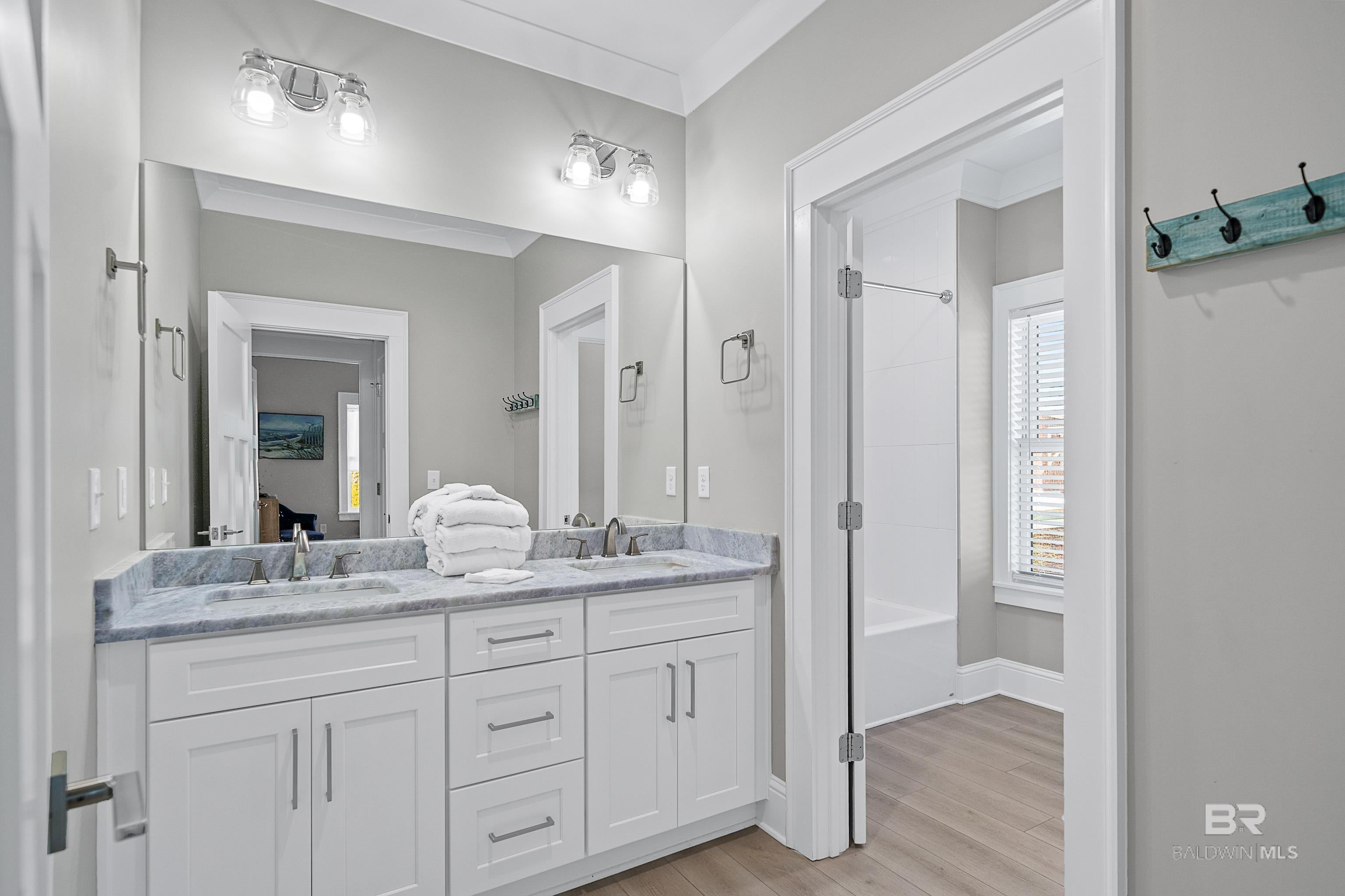 Orange Beach, Alabama, 36561, United States, 4 Bedrooms Bedrooms, ,4 BathroomsBathrooms,Residential,Active,1992321