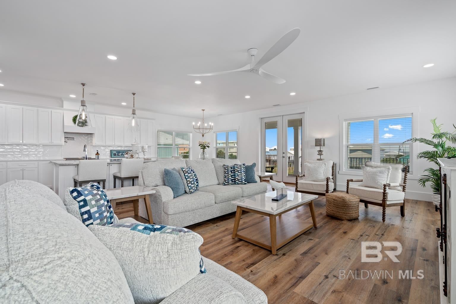 Gulf Shores, Alabama, 36542, United States, 6 Bedrooms Bedrooms, ,8 BathroomsBathrooms,Residential,Active,1907976