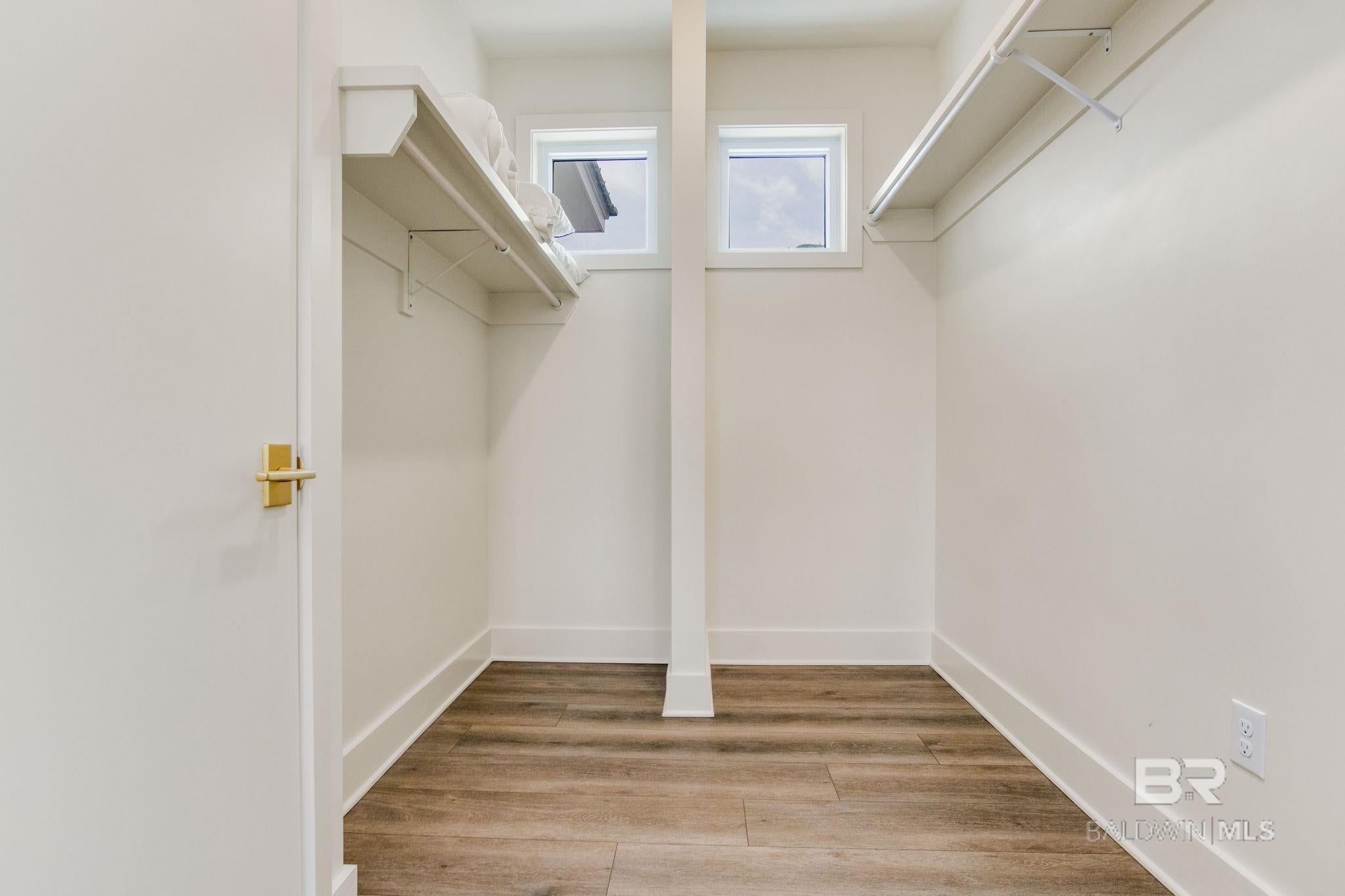 Orange Beach, Alabama, 36561, United States, ,5 BathroomsBathrooms,Residential,Active,1734391