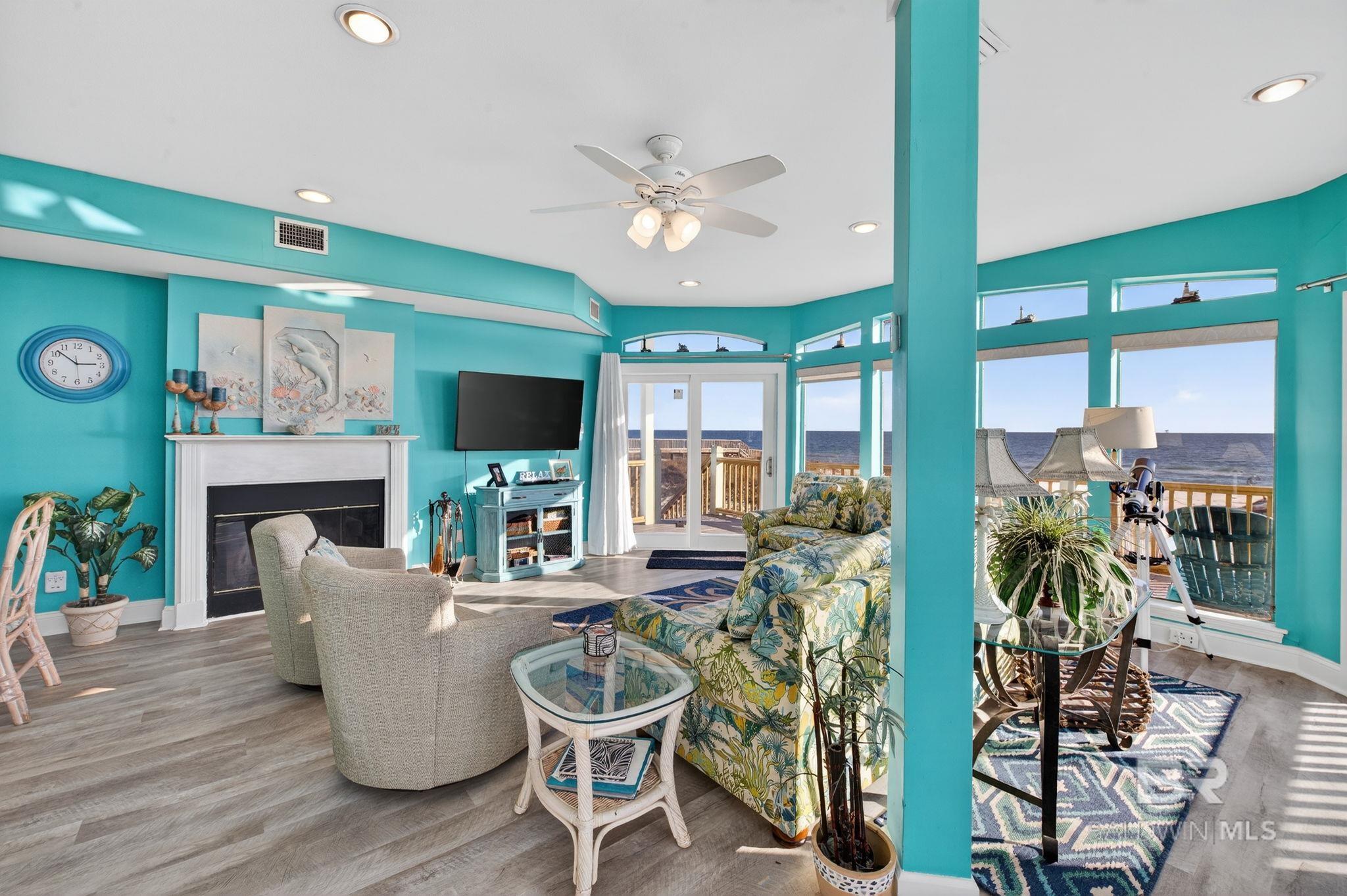 Gulf Shores, Alabama, 36542, United States, 3 Bedrooms Bedrooms, ,4 BathroomsBathrooms,Residential,Active,2006865