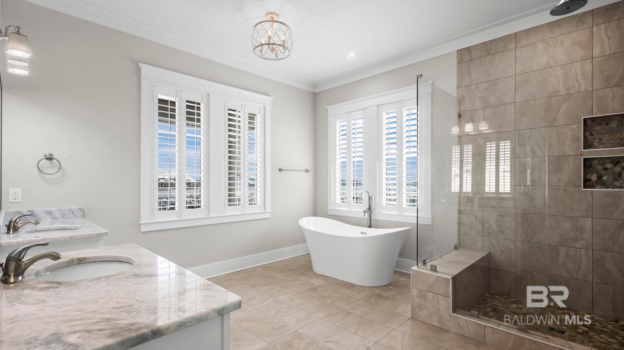 Orange Beach, Alabama, 36561, United States, 5 Bedrooms Bedrooms, ,5 BathroomsBathrooms,Residential,Active,1889336