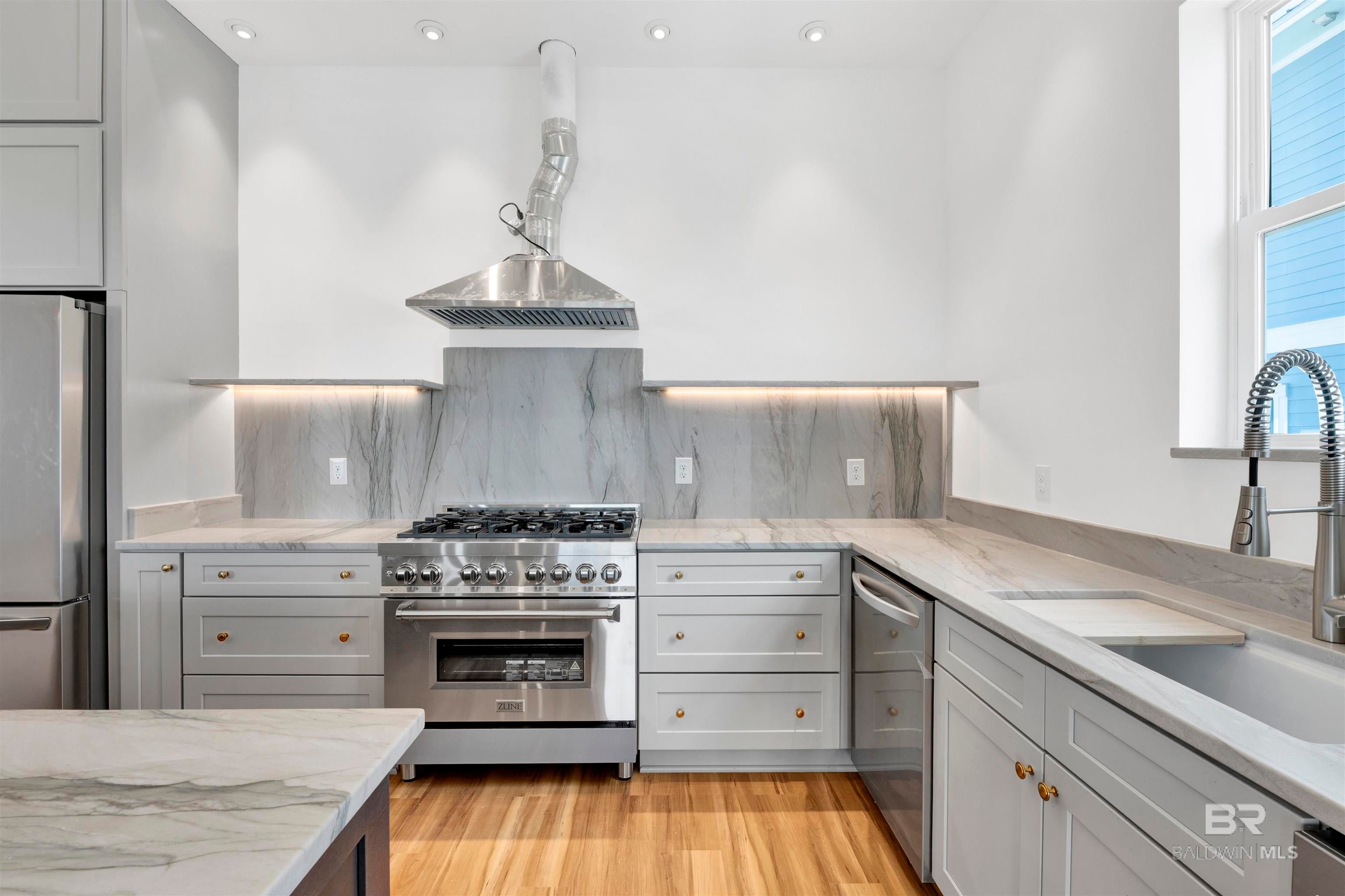 Gulf Shores, Alabama, 36542, United States, 4 Bedrooms Bedrooms, ,4 BathroomsBathrooms,Residential,Active,1884862