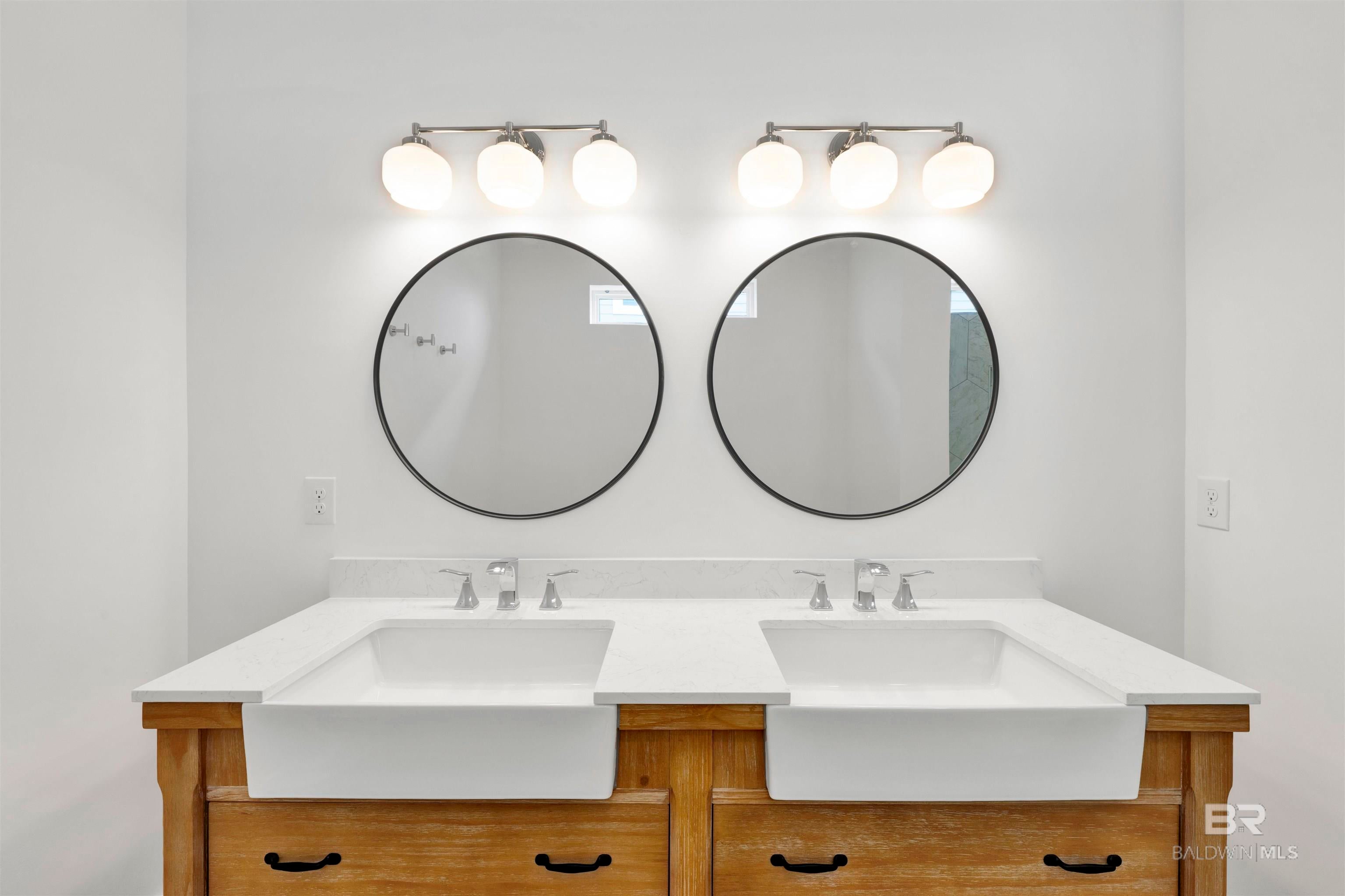 Gulf Shores, Alabama, 36542, United States, 4 Bedrooms Bedrooms, ,4 BathroomsBathrooms,Residential,Active,1884862