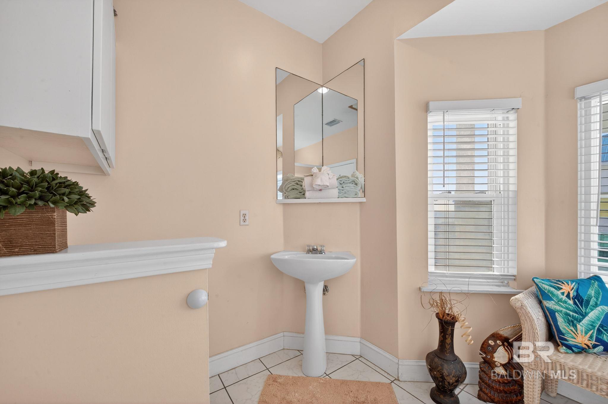 Gulf Shores, Alabama, 36542, United States, 3 Bedrooms Bedrooms, ,4 BathroomsBathrooms,Residential,Active,2006865