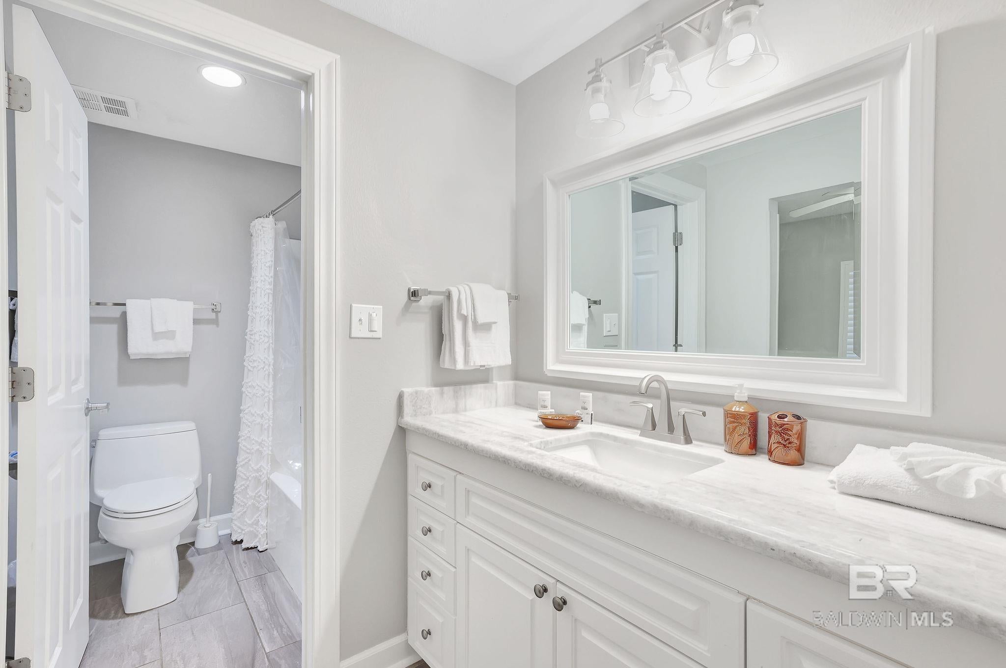 Orange Beach, Alabama, 36561, United States, 3 Bedrooms Bedrooms, ,3 BathroomsBathrooms,Residential,Active,1945193