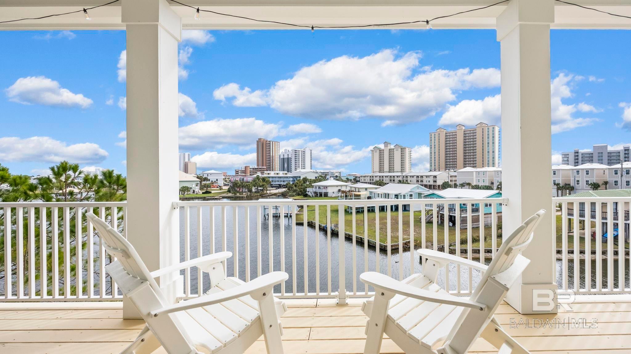 Gulf Shores, Alabama, 36542, United States, 6 Bedrooms Bedrooms, ,4 BathroomsBathrooms,Residential,Active,2009422