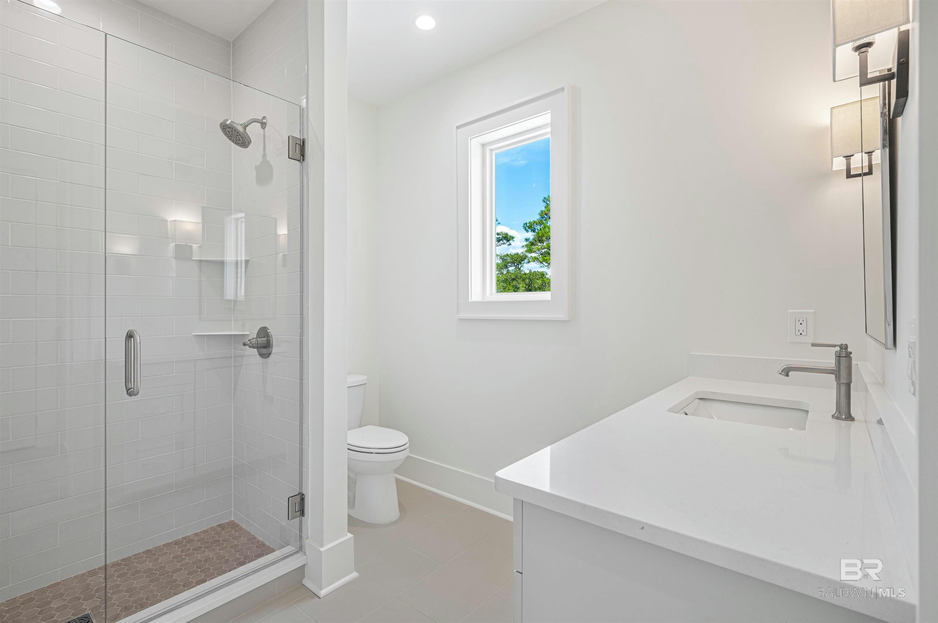 Gulf Shores, Alabama, 36542, United States, ,4 BathroomsBathrooms,Residential,Active,1702141