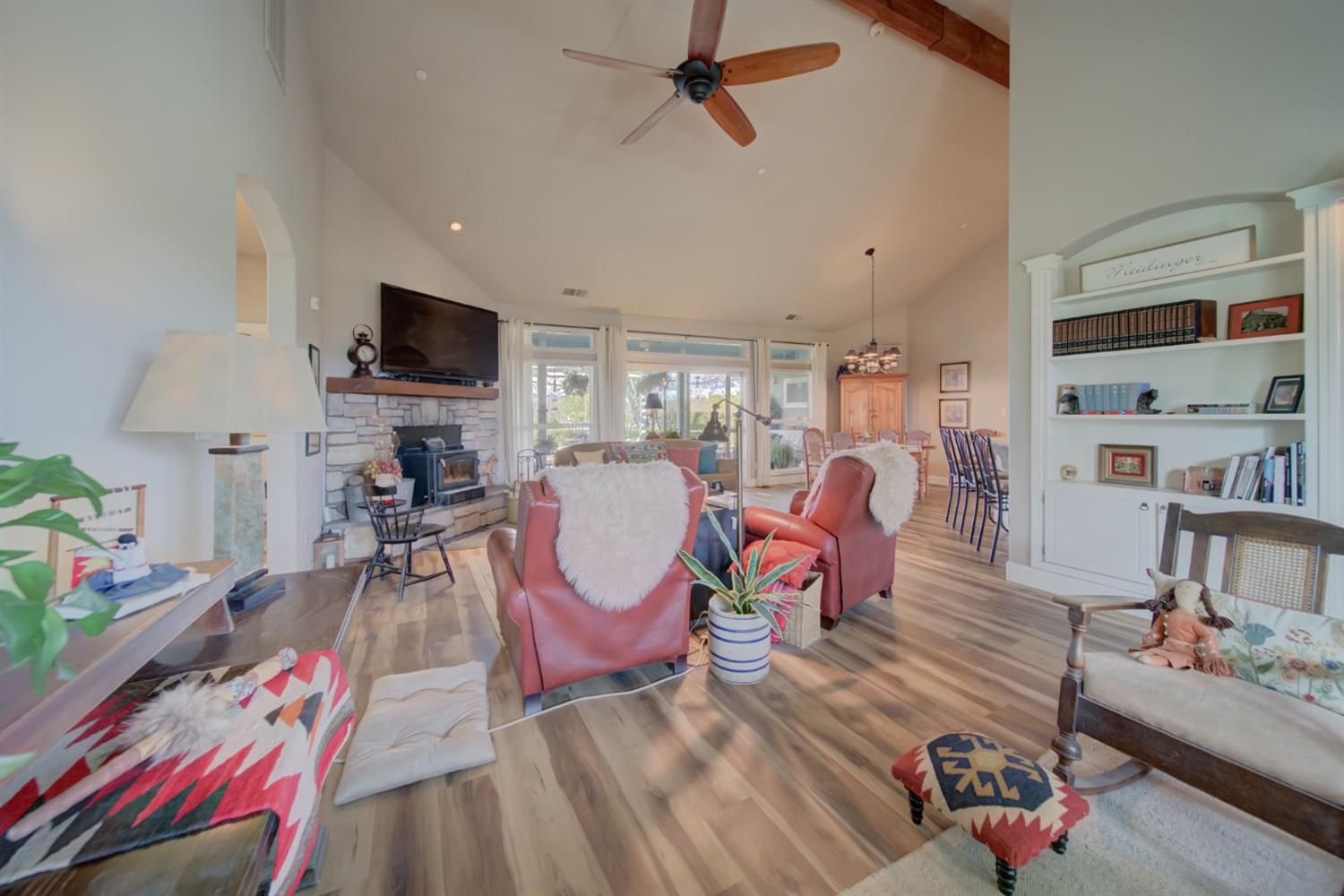 Esparto, California, 95627, United States, 3 Bedrooms Bedrooms, ,3 BathroomsBathrooms,Residential,Active,1723088