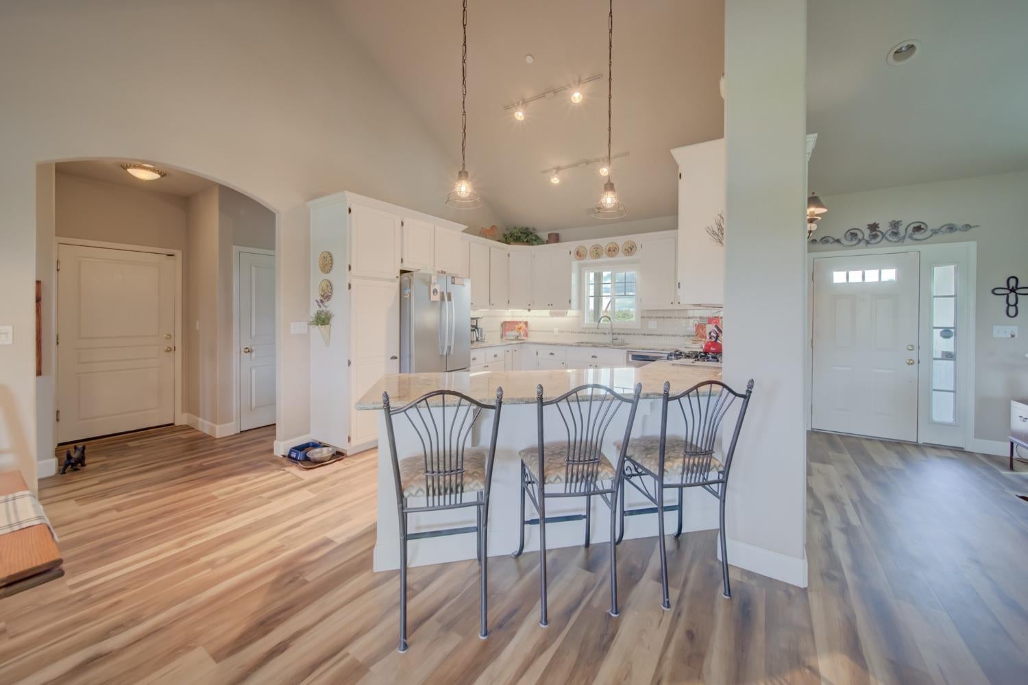 Esparto, California, 95627, United States, 3 Bedrooms Bedrooms, ,3 BathroomsBathrooms,Residential,Active,1723088