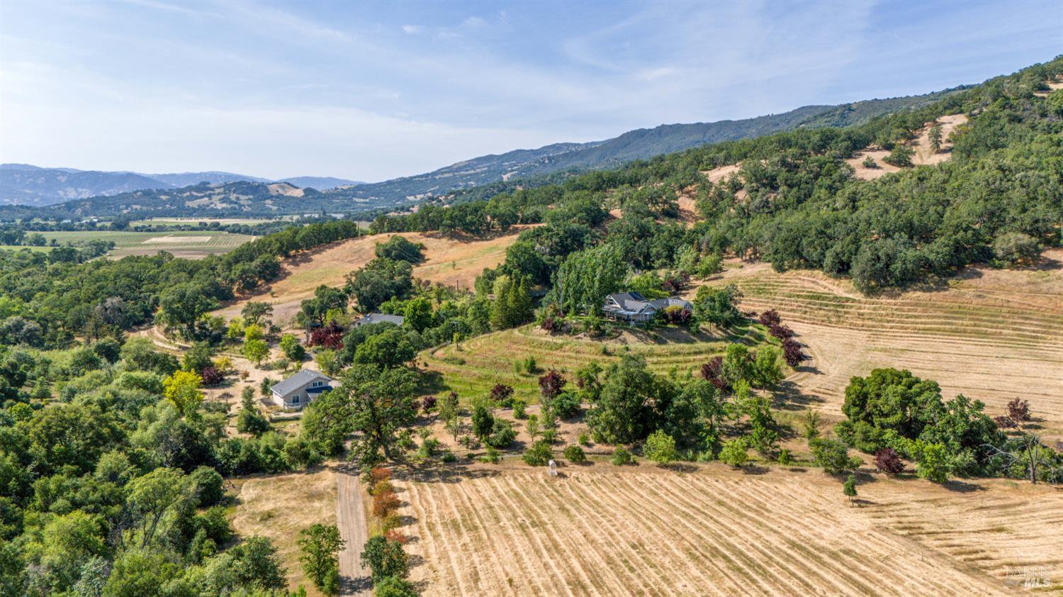 Hopland, California, 95449, United States, 3 Bedrooms Bedrooms, ,2 BathroomsBathrooms,Residential,Active,1821945