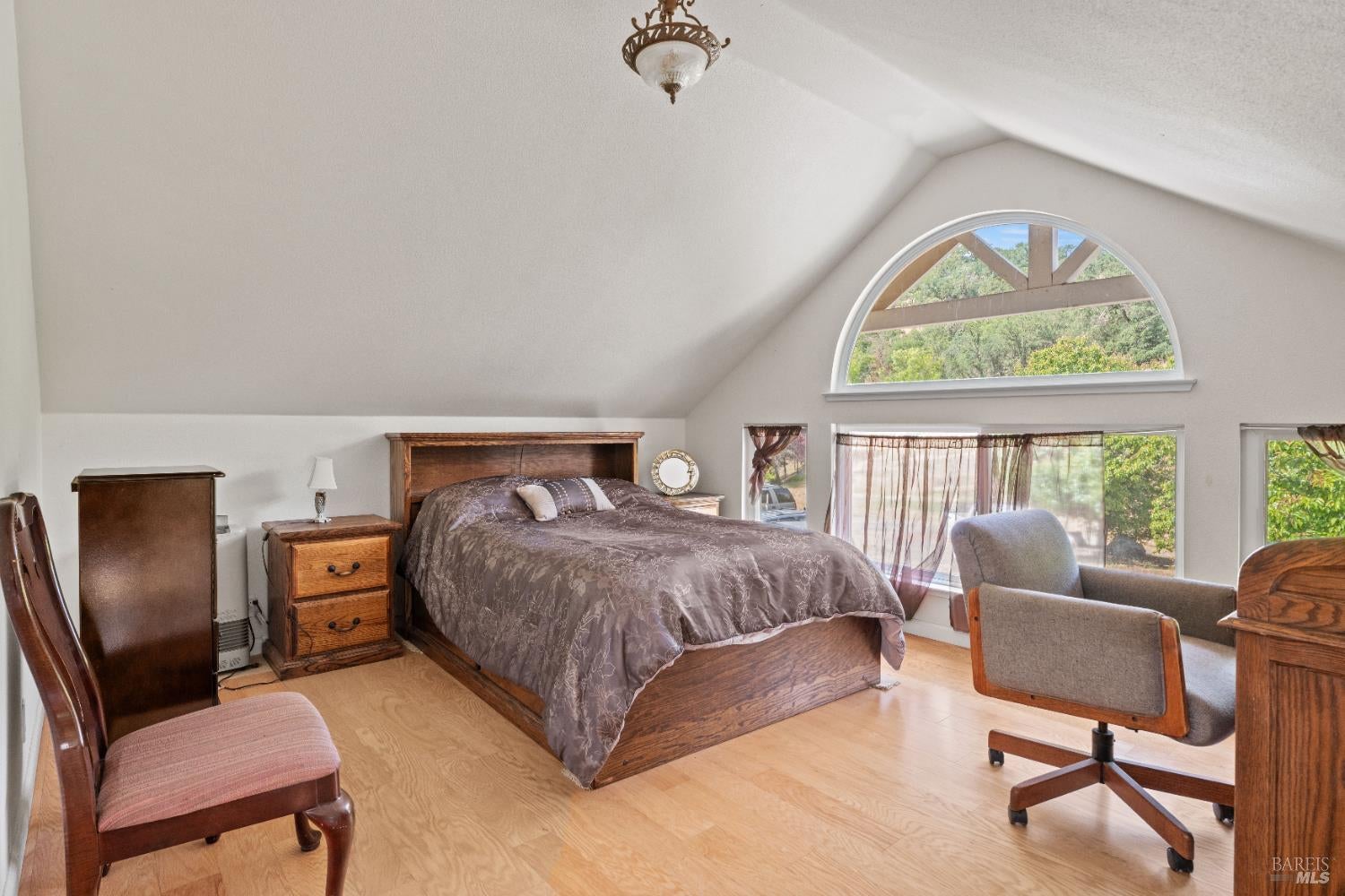 Hopland, California, 95449, United States, 3 Bedrooms Bedrooms, ,2 BathroomsBathrooms,Residential,Active,1821945