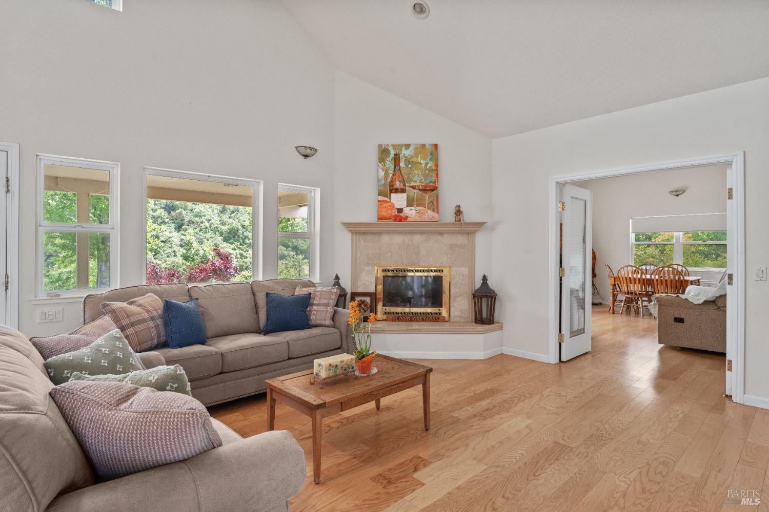 Hopland, California, 95449, United States, 3 Bedrooms Bedrooms, ,2 BathroomsBathrooms,Residential,Active,1821945