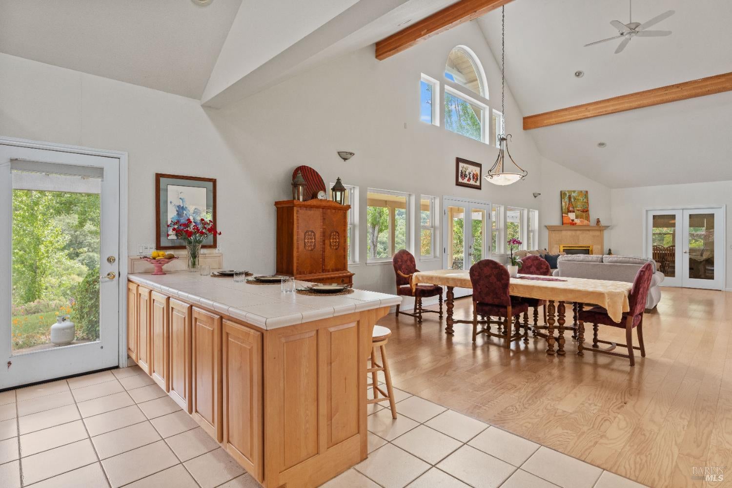 Hopland, California, 95449, United States, 3 Bedrooms Bedrooms, ,2 BathroomsBathrooms,Residential,Active,1821945