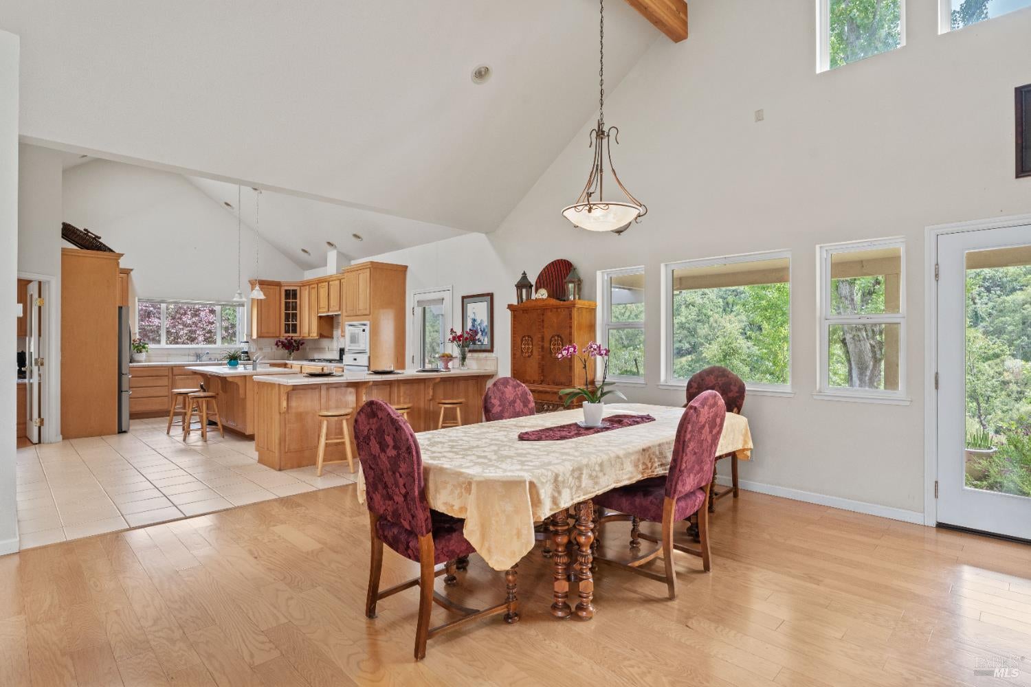 Hopland, California, 95449, United States, 3 Bedrooms Bedrooms, ,2 BathroomsBathrooms,Residential,Active,1821945