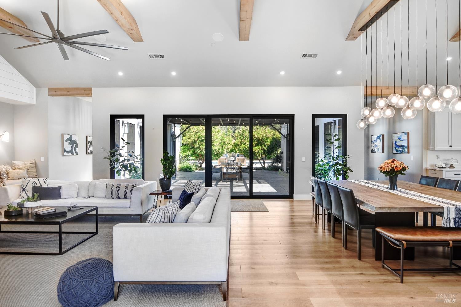 Glen Ellen, California, 95442, United States, 4 Bedrooms Bedrooms, ,7 BathroomsBathrooms,Residential,Active,1952057