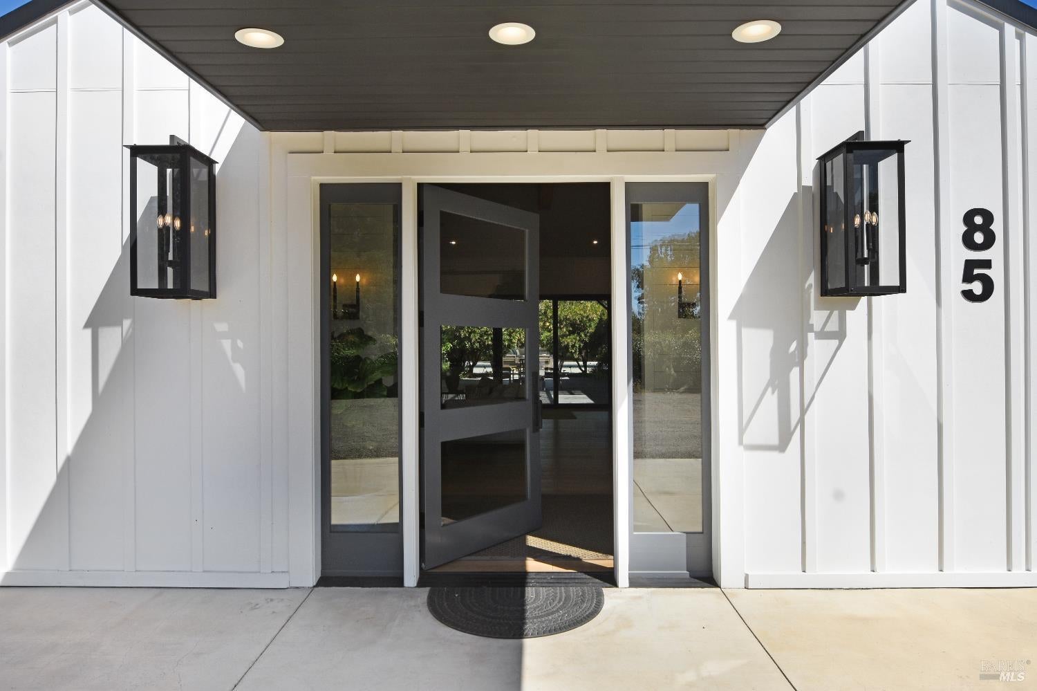 Glen Ellen, California, 95442, United States, 4 Bedrooms Bedrooms, ,7 BathroomsBathrooms,Residential,Active,1952057