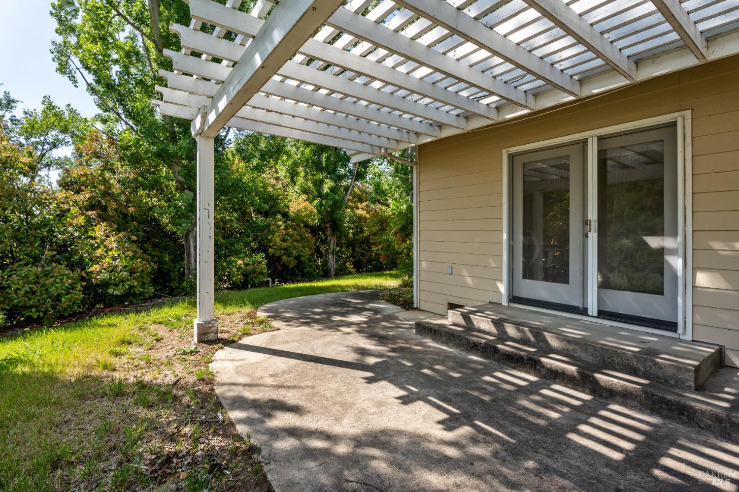 Hopland, California, 95449, United States, 3 Bedrooms Bedrooms, ,2 BathroomsBathrooms,Residential,Active,1821945