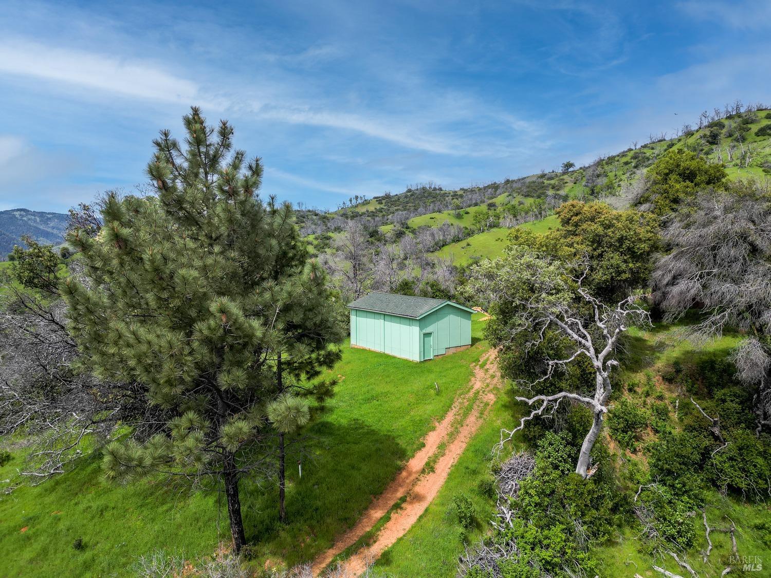 Redwood Valley, California, 95470, United States, ,5 BathroomsBathrooms,Residential,Active,1778701