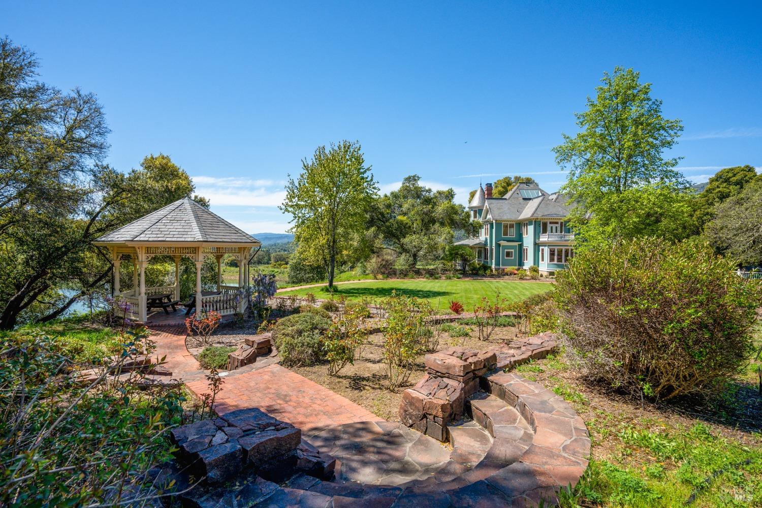 Redwood Valley, California, 95470, United States, ,5 BathroomsBathrooms,Residential,Active,1778701