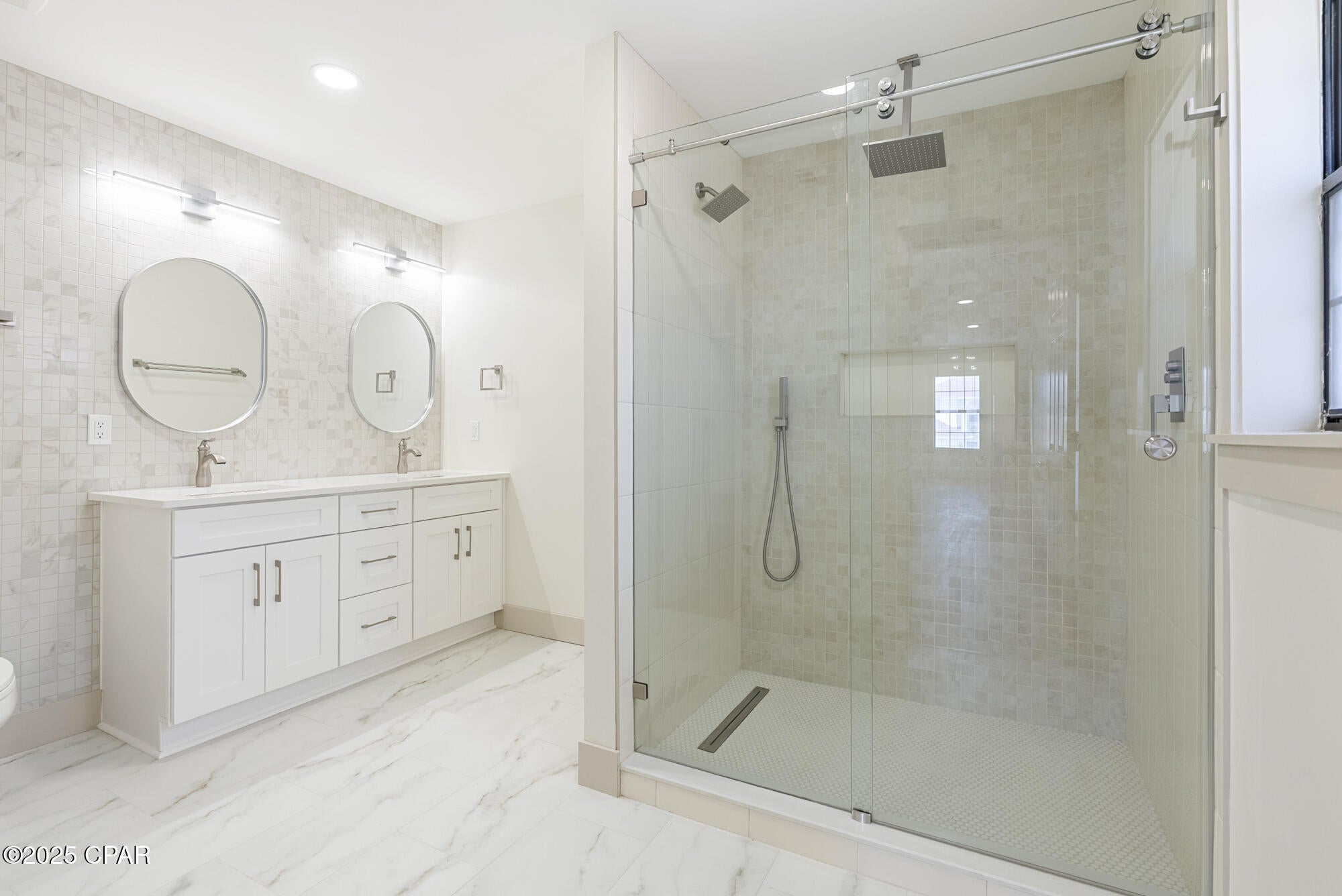 Panama City Beach, Florida, 32413, United States, 5 Bedrooms Bedrooms, ,5 BathroomsBathrooms,Residential,Active,1880203