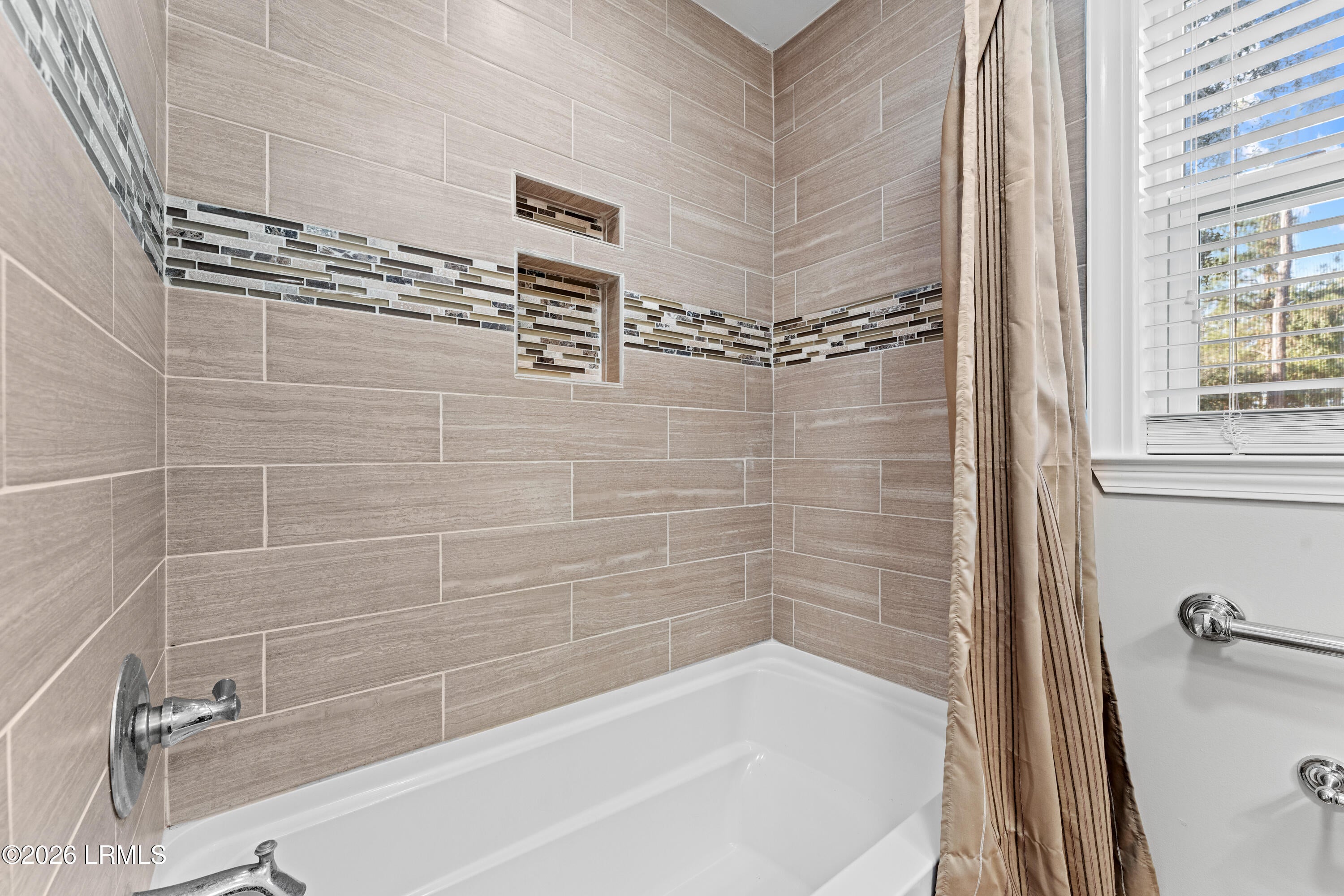 Bluffton, South Carolina, 29910, United States, 4 Bedrooms Bedrooms, ,3 BathroomsBathrooms,Residential,Active,2009388