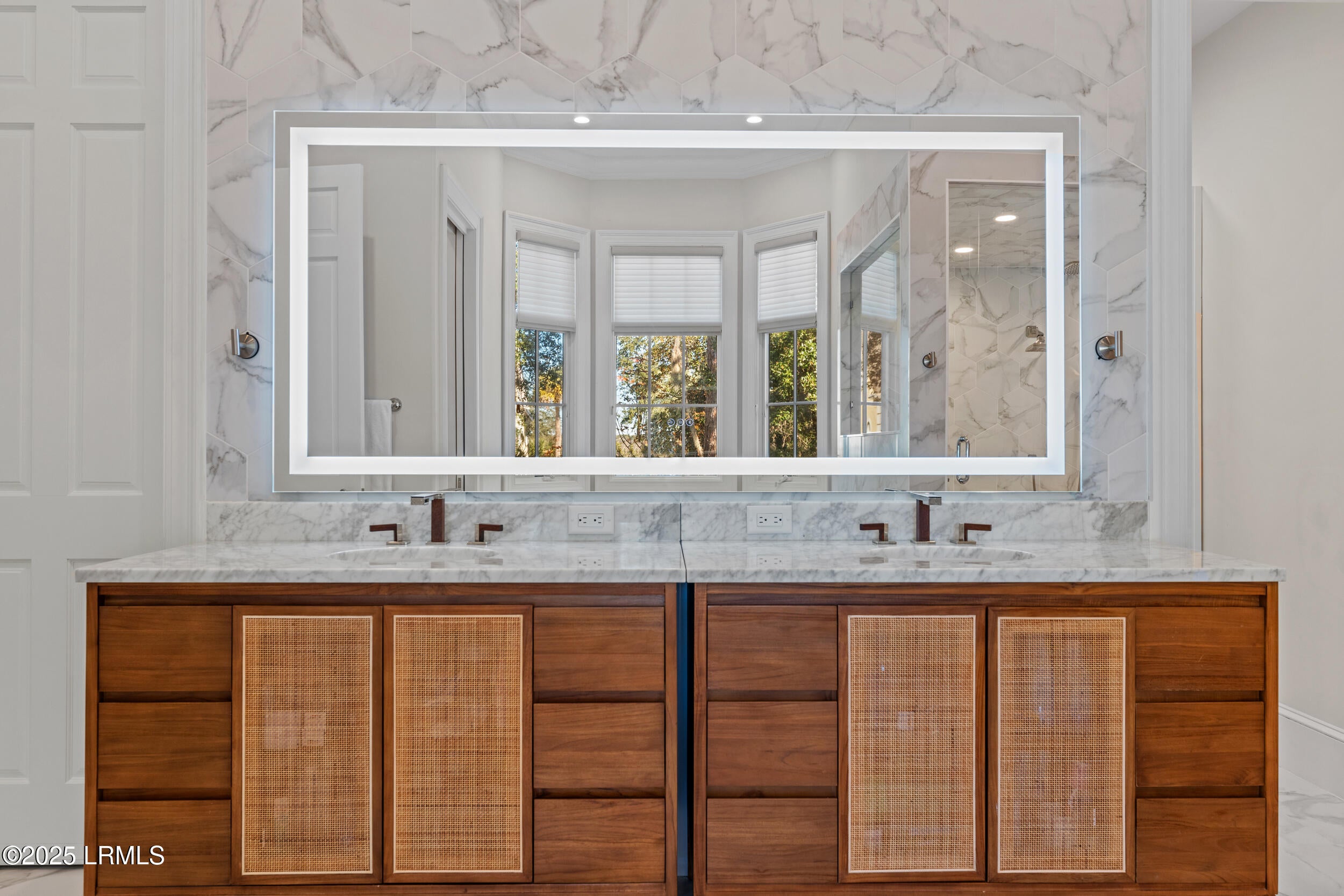 Hilton Head Island, South Carolina, 29928, United States, 4 Bedrooms Bedrooms, ,5 BathroomsBathrooms,Residential,Active,2001057