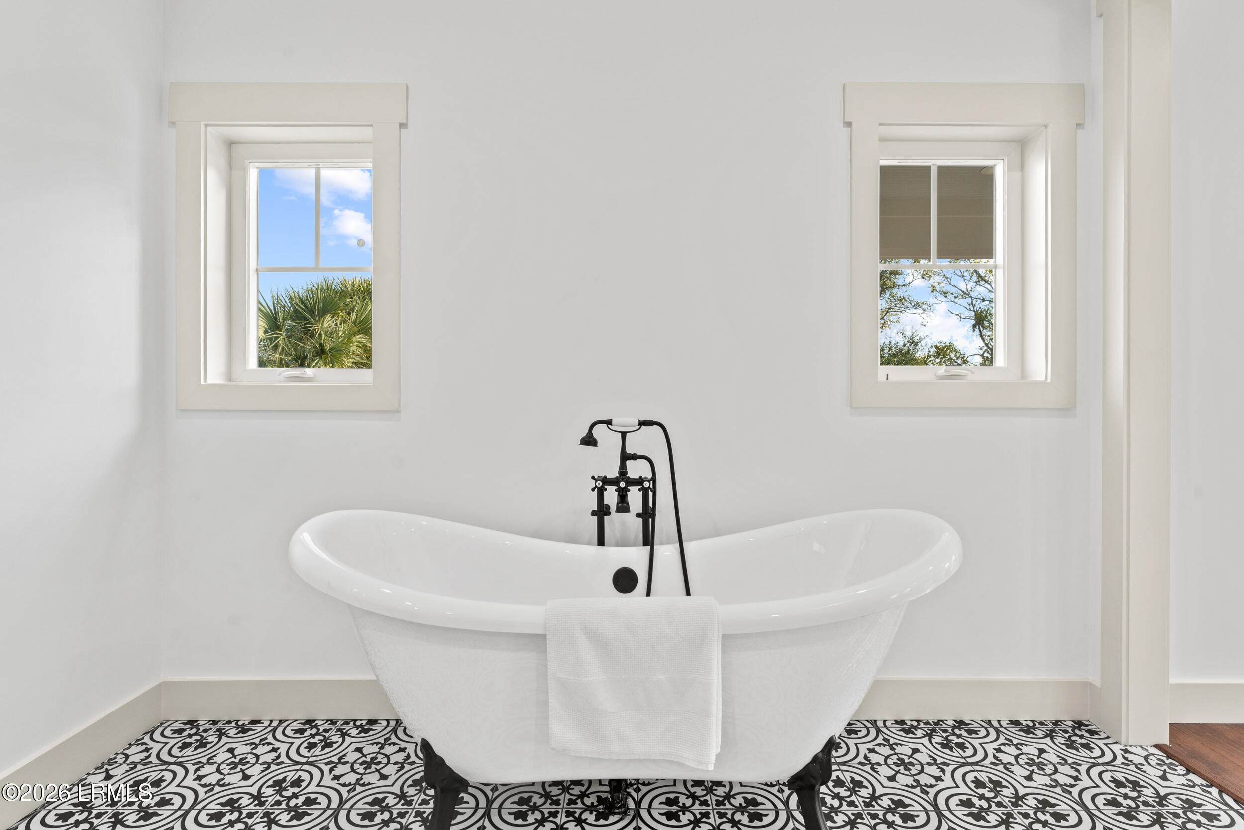 Hilton Head Island, South Carolina, 29926, United States, 3 Bedrooms Bedrooms, ,4 BathroomsBathrooms,Residential,Active,2007998