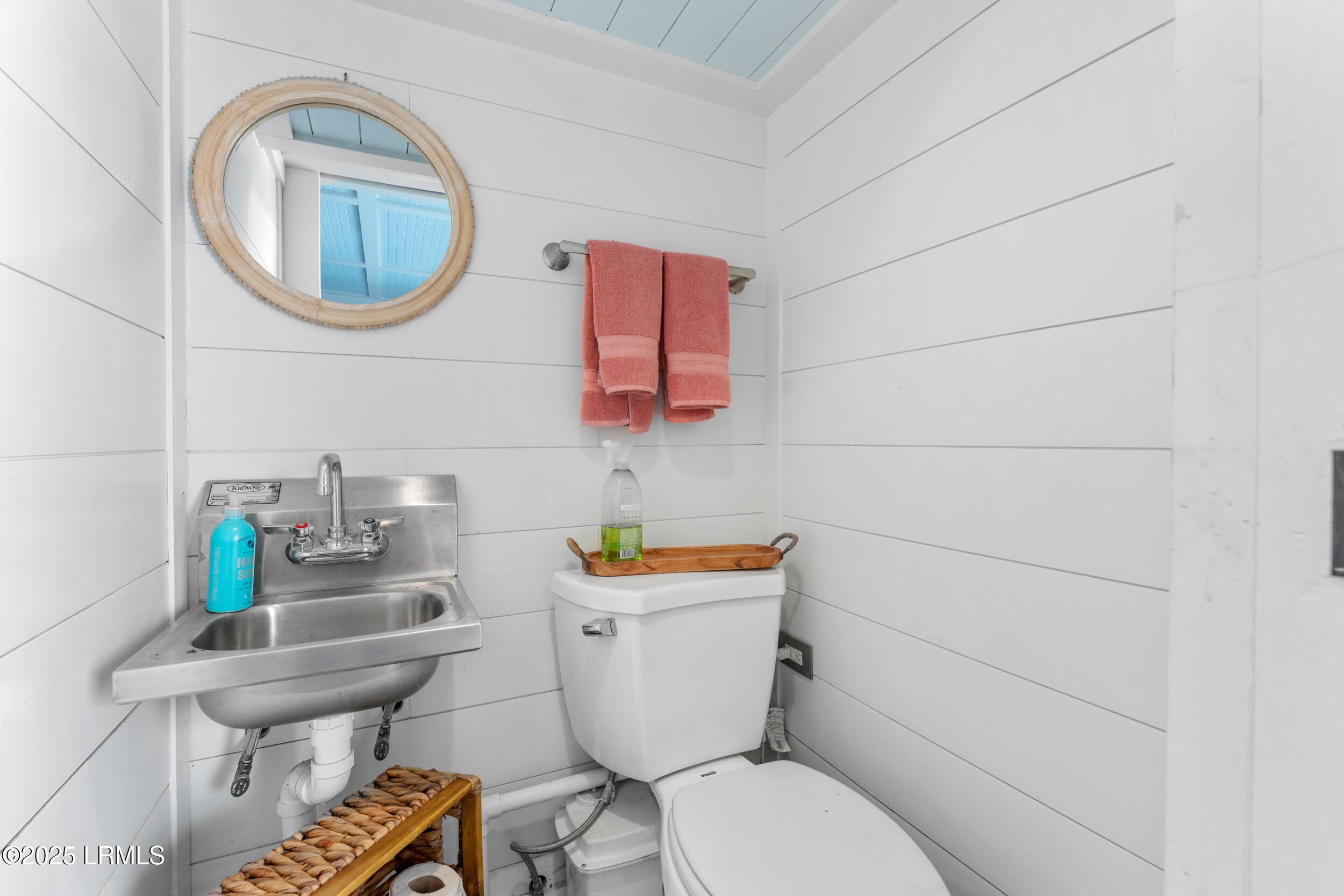 Hilton Head Island, South Carolina, 29928, United States, 5 Bedrooms Bedrooms, ,4 BathroomsBathrooms,Residential,Active,1718486