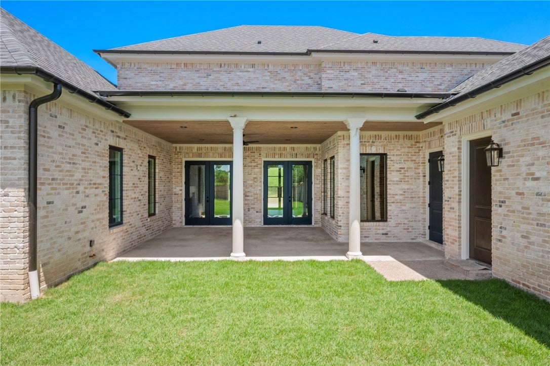 Bryan, Texas, 77802, United States, 4 Bedrooms Bedrooms, ,5 BathroomsBathrooms,Residential,Active,1747345