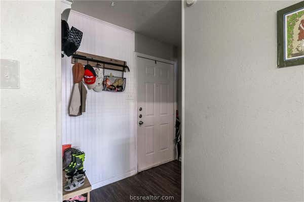 1410 SUMMIT ST APT D, COLLEGE STATION, TX 77845, photo 3 of 16