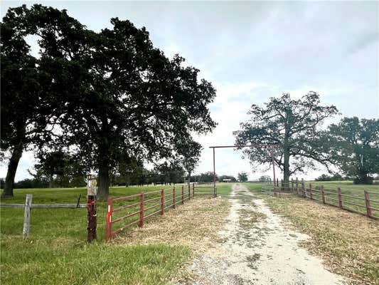 25172 HIGHWAY 90 N, BEDIAS, TX 77831 - Image 1