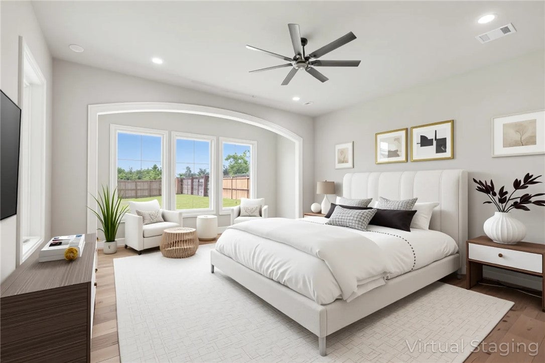 Bryan, Texas, 77802, United States, 4 Bedrooms Bedrooms, ,5 BathroomsBathrooms,Residential,Active,1747345