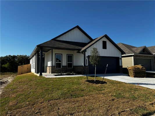 1370 KINGSGATE DR, BRYAN, TX 77807 - Image 1