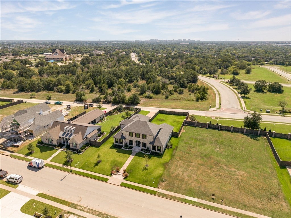 Bryan, Texas, 77802, United States, 4 Bedrooms Bedrooms, ,5 BathroomsBathrooms,Residential,Active,1747345