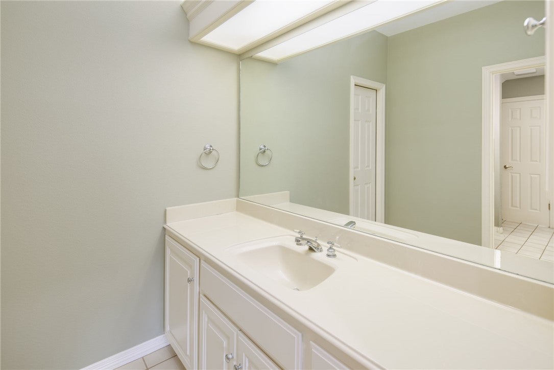 College Station, Texas, 77845, United States, 5 Bedrooms Bedrooms, ,4 BathroomsBathrooms,Residential,Active,1995286