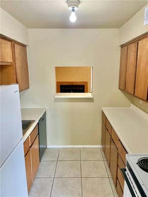 1900 DARTMOUTH ST APT G2, COLLEGE STATION, TX 77840, photo 5 of 17