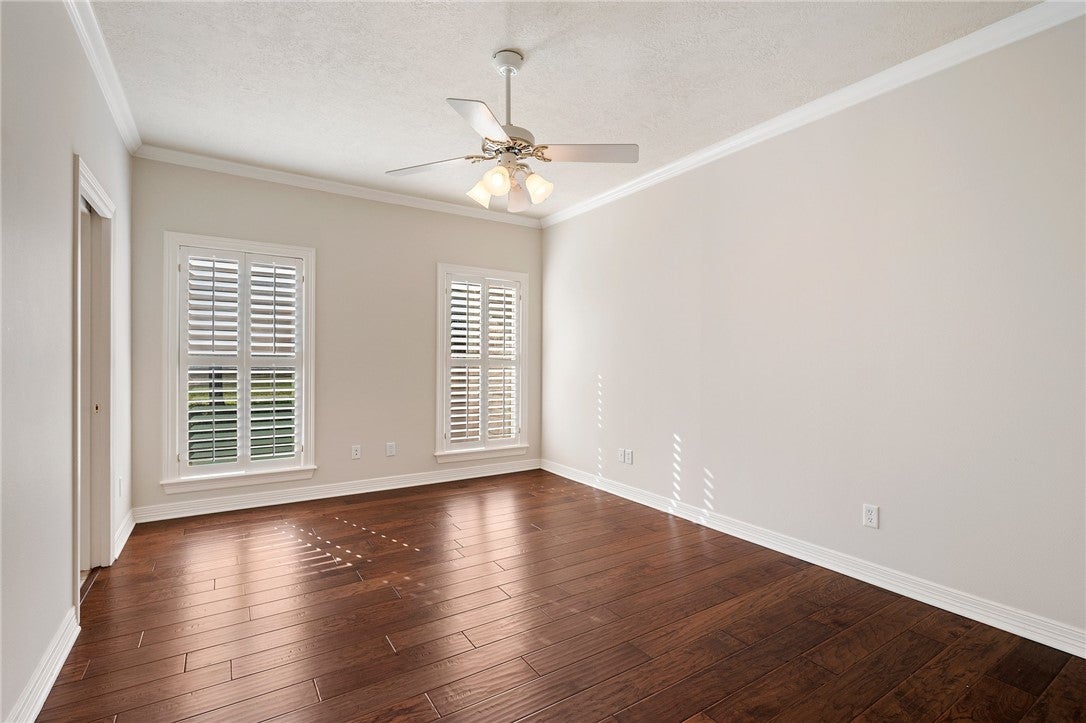 Bryan, Texas, 77808, United States, 6 Bedrooms Bedrooms, ,8 BathroomsBathrooms,Residential,Active,1959934