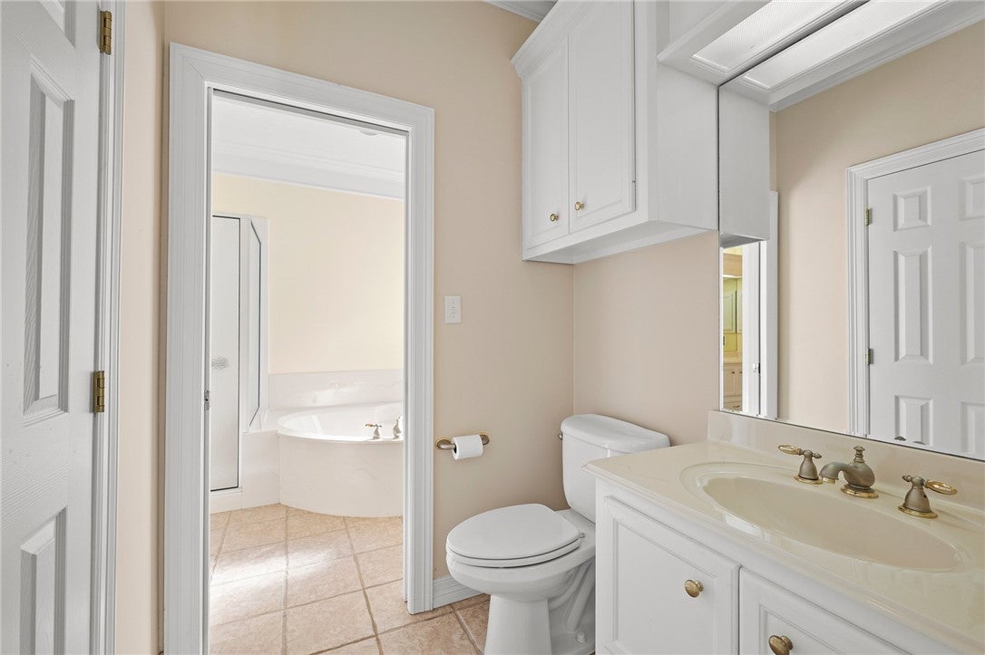 Bryan, Texas, 77808, United States, 6 Bedrooms Bedrooms, ,8 BathroomsBathrooms,Residential,Active,1959934