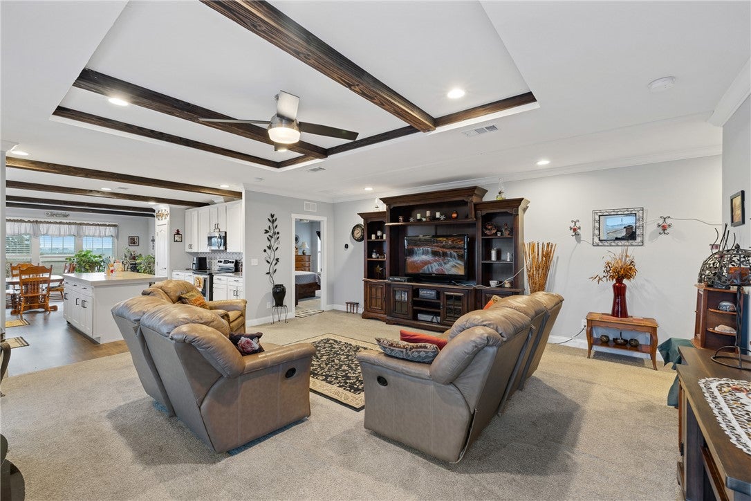 Cameron, Texas, 76520, United States, 5 Bedrooms Bedrooms, ,4 BathroomsBathrooms,Residential,Active,1898025