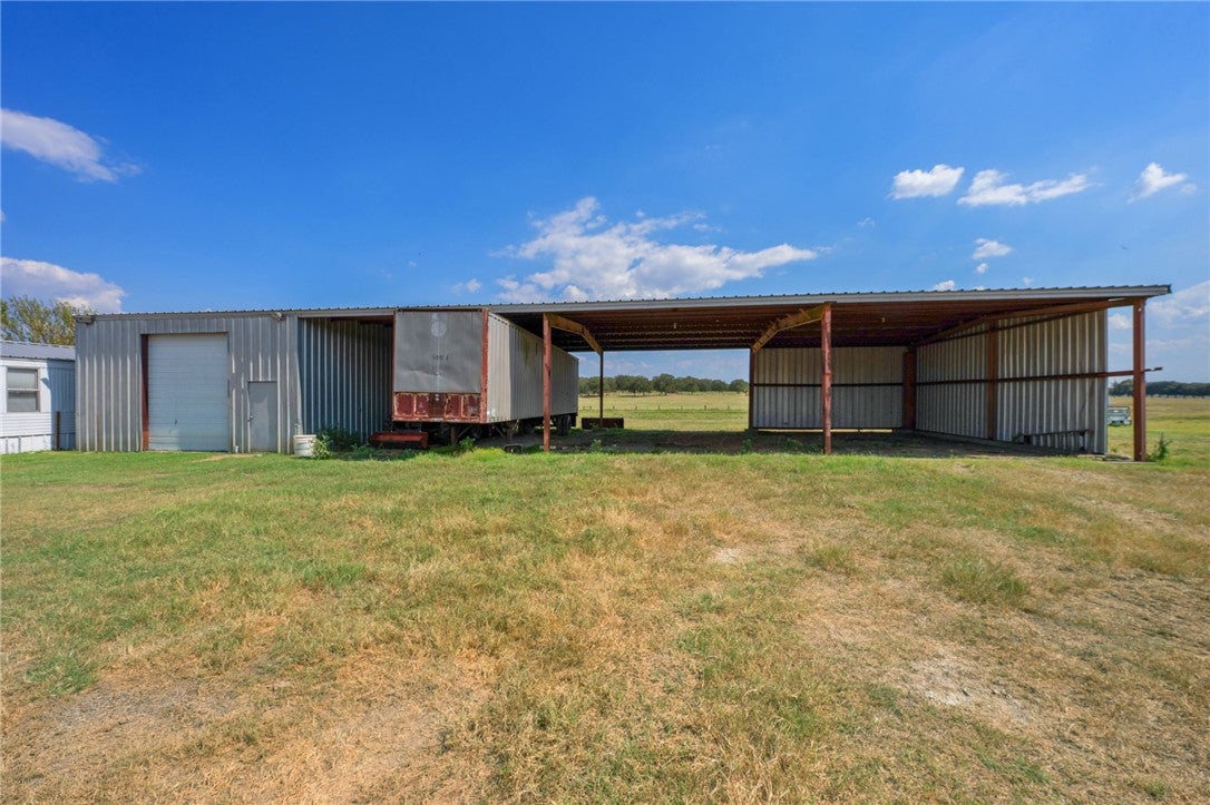 Bryan, Texas, 77808, United States, 6 Bedrooms Bedrooms, ,8 BathroomsBathrooms,Residential,Active,1960115