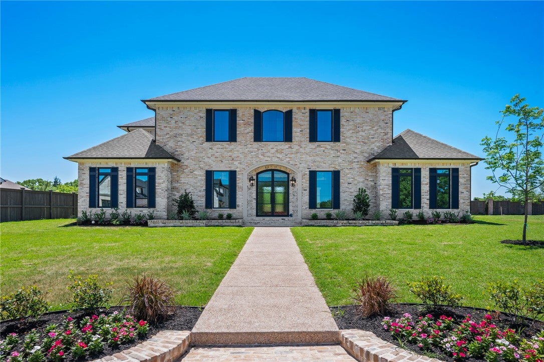 Bryan, Texas, 77802, United States, 4 Bedrooms Bedrooms, ,5 BathroomsBathrooms,Residential,Active,1747345