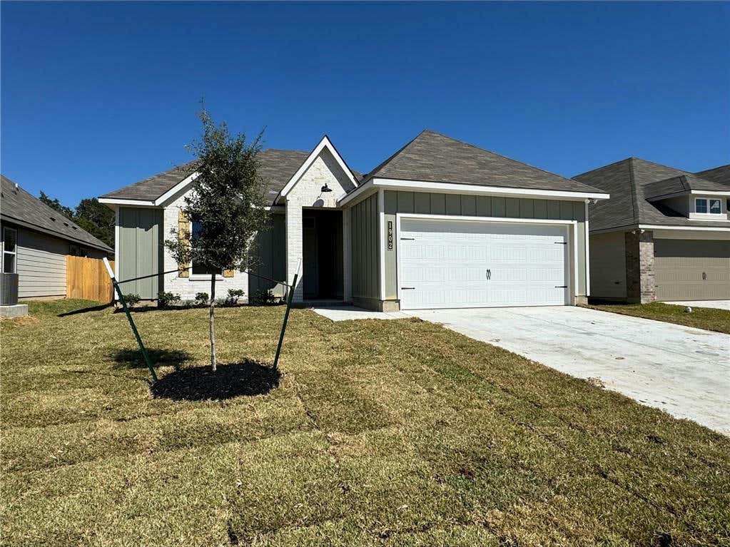 1902 TAGGART TRL, BRYAN, TX 77807, photo 1 of 11