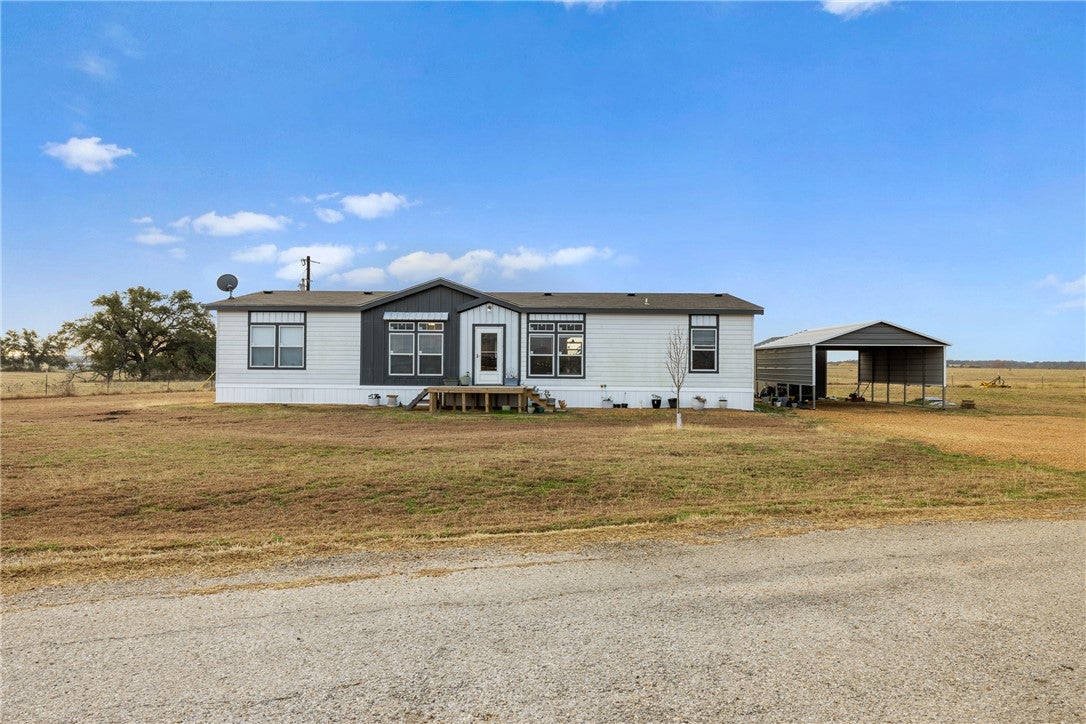 Cameron, Texas, 76520, United States, 5 Bedrooms Bedrooms, ,4 BathroomsBathrooms,Residential,Active,1898025