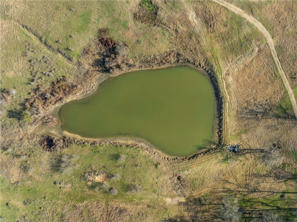 Cameron, Texas, 76520, United States, 5 Bedrooms Bedrooms, ,4 BathroomsBathrooms,Residential,Active,1898025